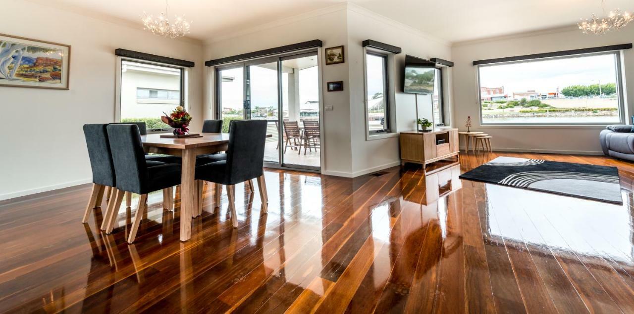 Leven River Retreat Ulverstone Ngoại thất bức ảnh